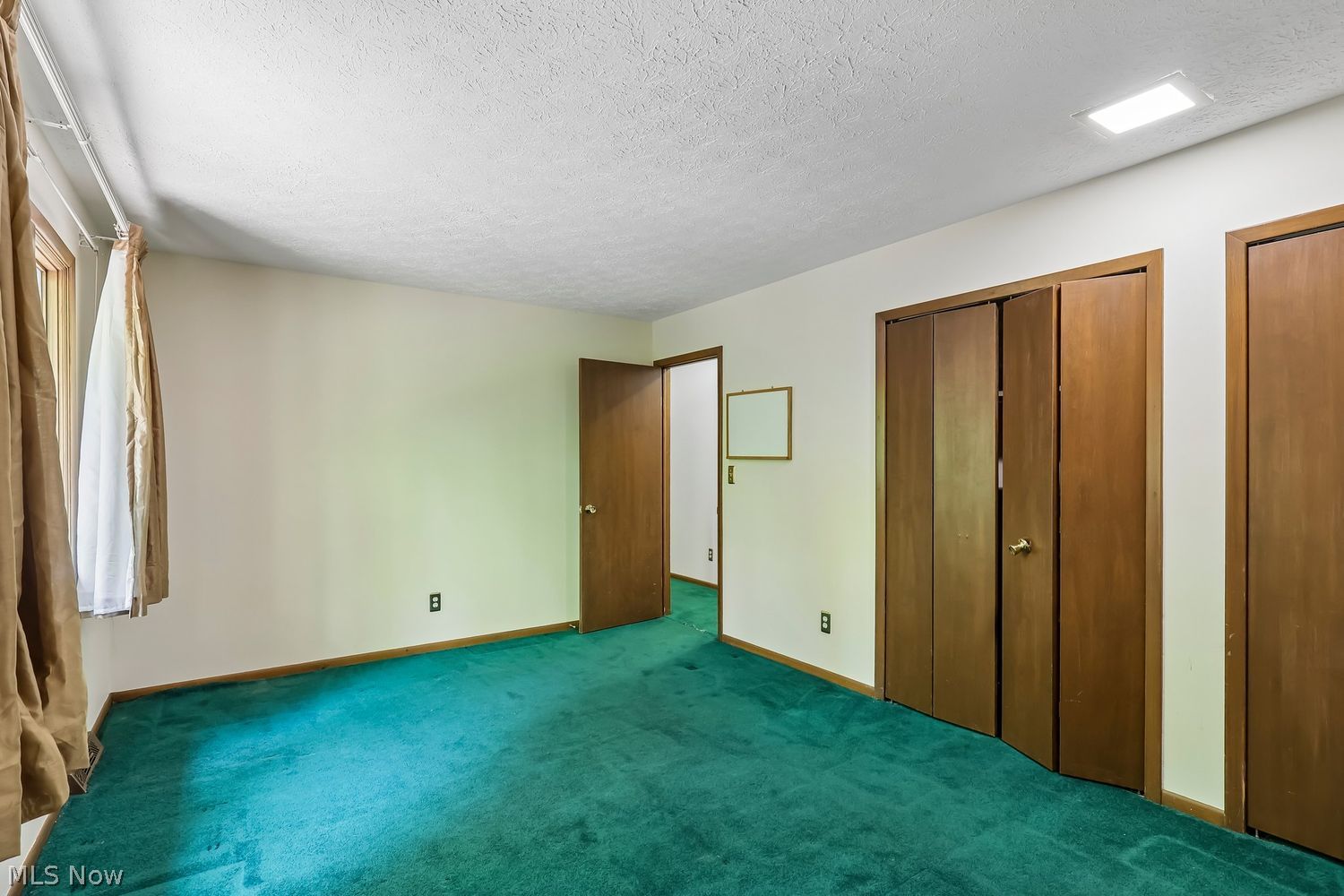 17265 Wood Acre Trail Chagrin Falls OH 44023