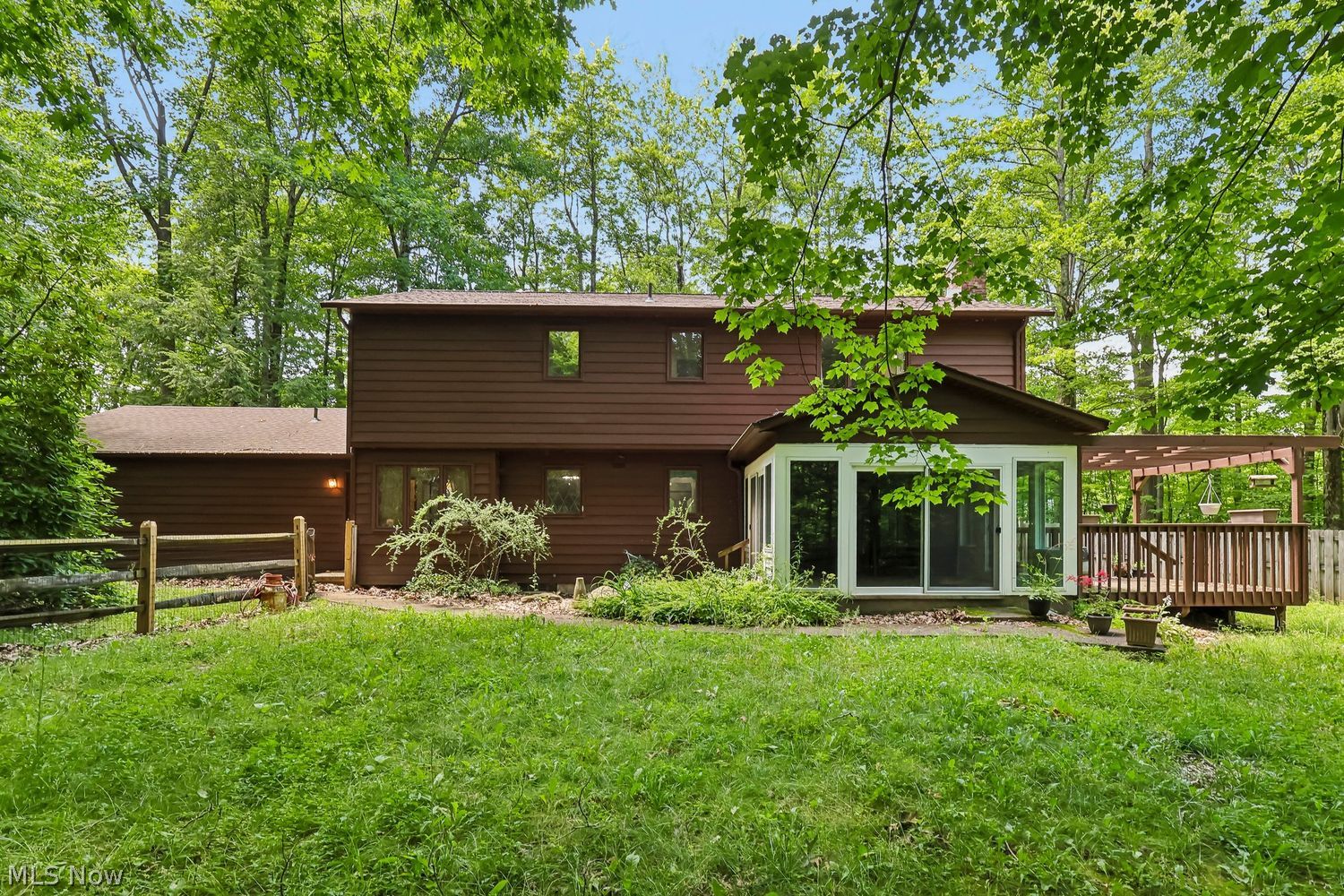 17265 Wood Acre Trail Chagrin Falls OH 44023
