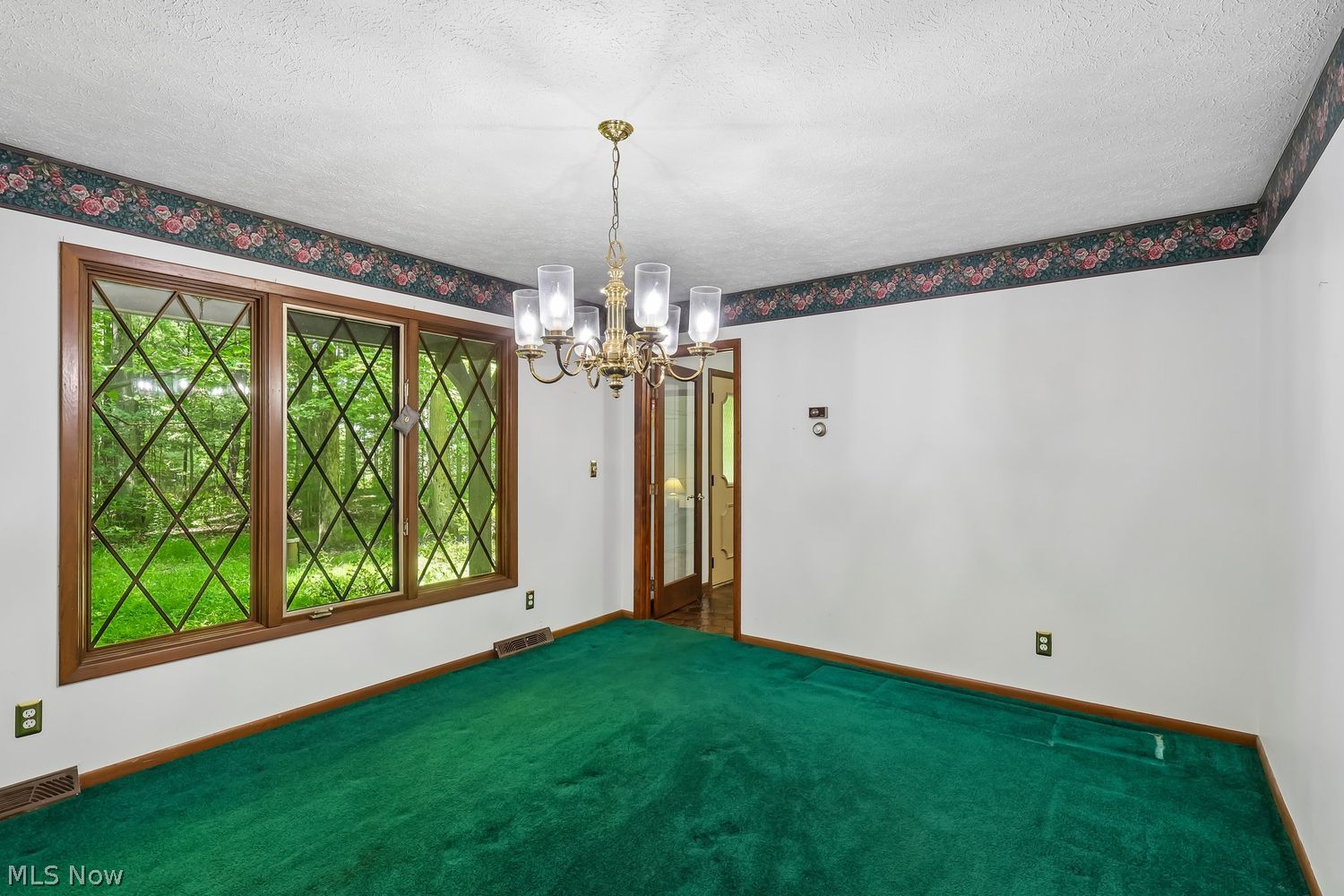 17265 Wood Acre Trail Chagrin Falls OH 44023