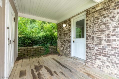 9115 Arrow Road NW Minerva OH 44657