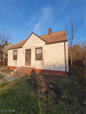 4189 Lee Road Cleveland OH 44128