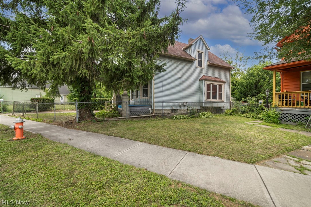 3546 E 46th Street Cleveland OH 44105