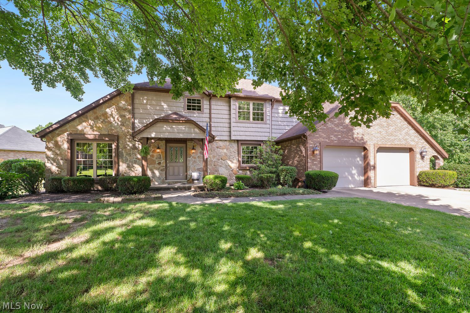 2425 Daffodil Street NE Canton OH 44705