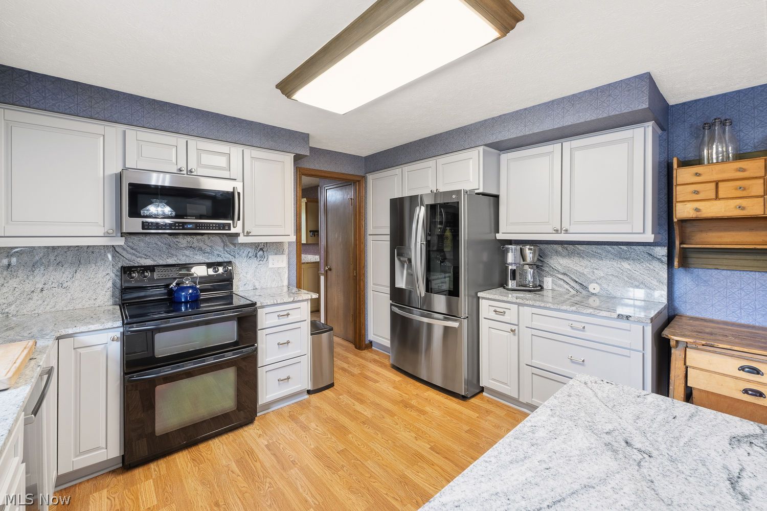 2425 Daffodil Street NE Canton OH 44705