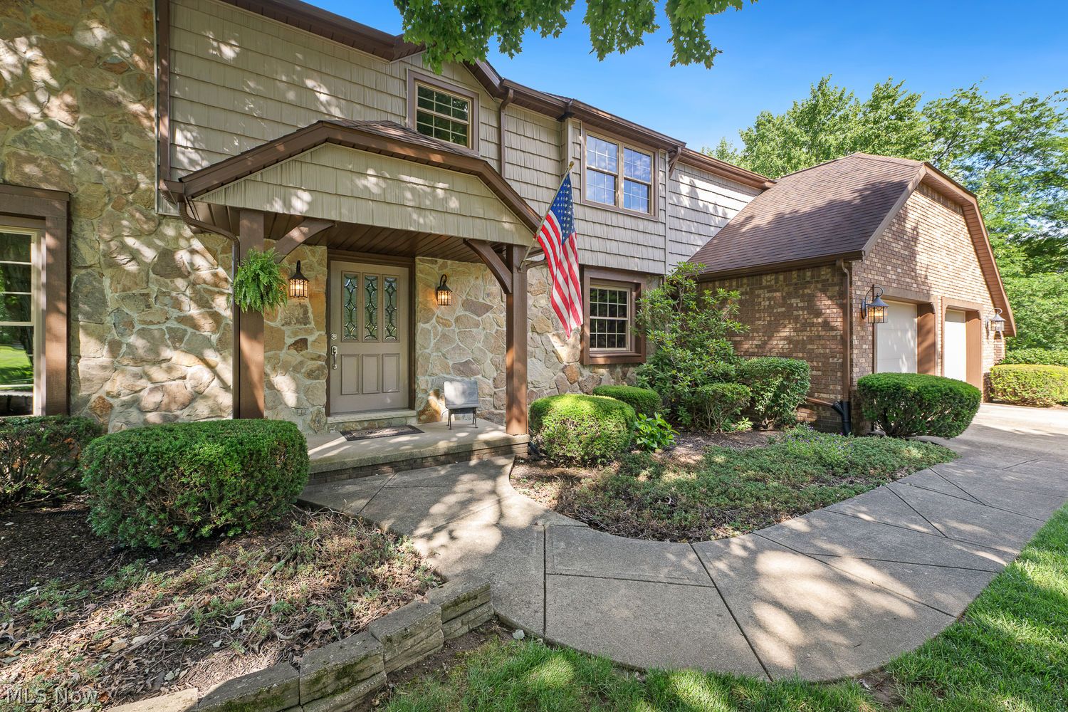 2425 Daffodil Street NE Canton OH 44705