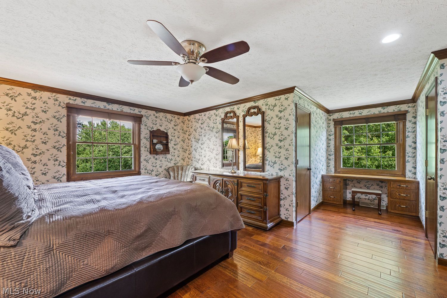 2425 Daffodil Street NE Canton OH 44705