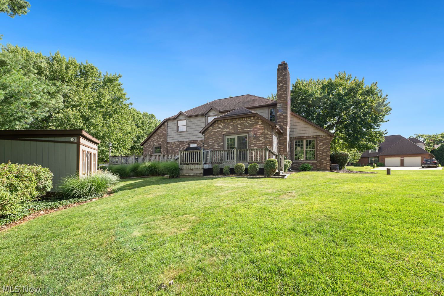 2425 Daffodil Street NE Canton OH 44705