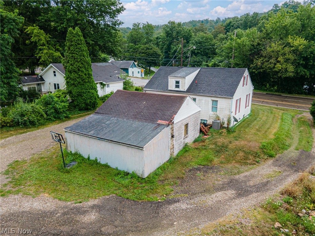 1822 Chestnut Street Coshocton OH 43812