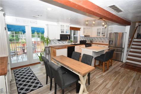 29663 Sutton Drive North Olmsted OH 44070