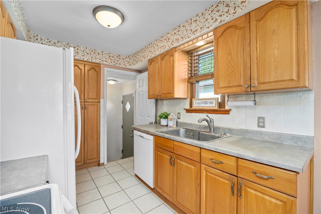 2603 Center Drive Parma OH 44134