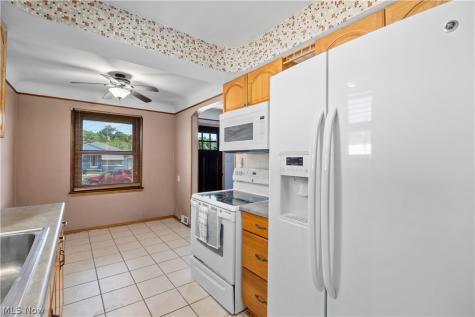 2603 Center Drive Parma OH 44134