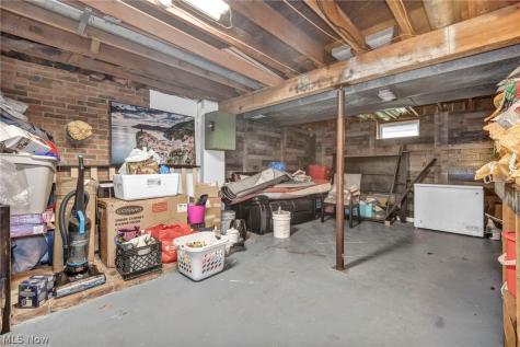 1371 Sorin Avenue Akron OH 44310