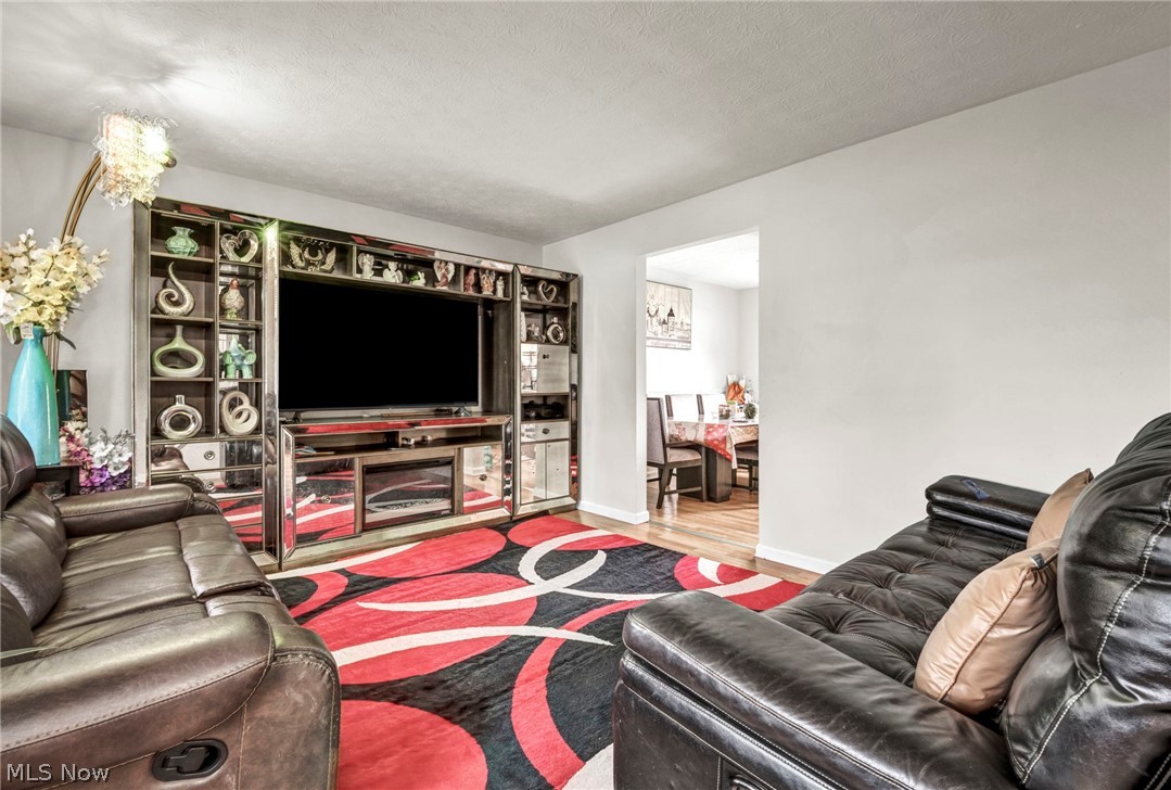 1371 Sorin Avenue Akron OH 44310