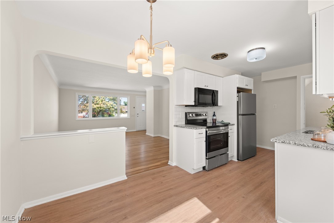 3323 Dellwood Drive Parma OH 44134