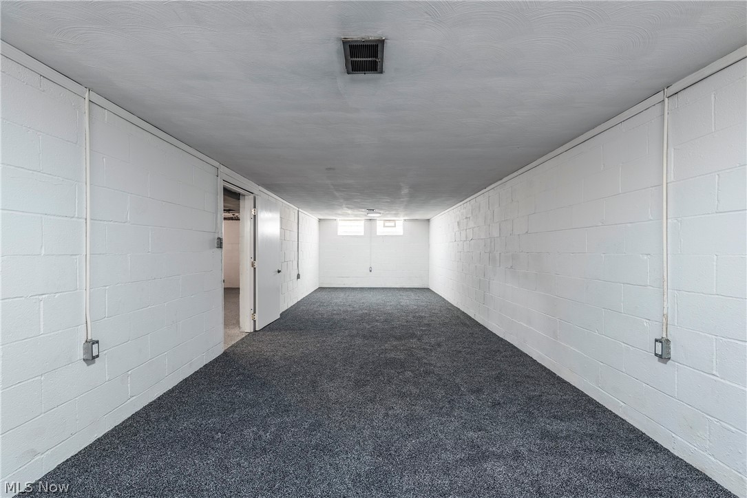 3323 Dellwood Drive Parma OH 44134