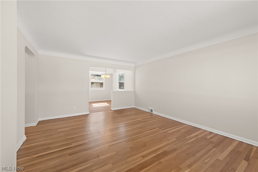 3323 Dellwood Drive Parma OH 44134