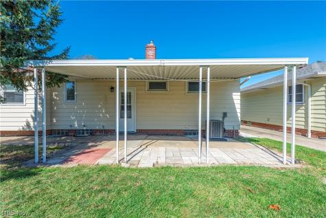 3323 Dellwood Drive Parma OH 44134