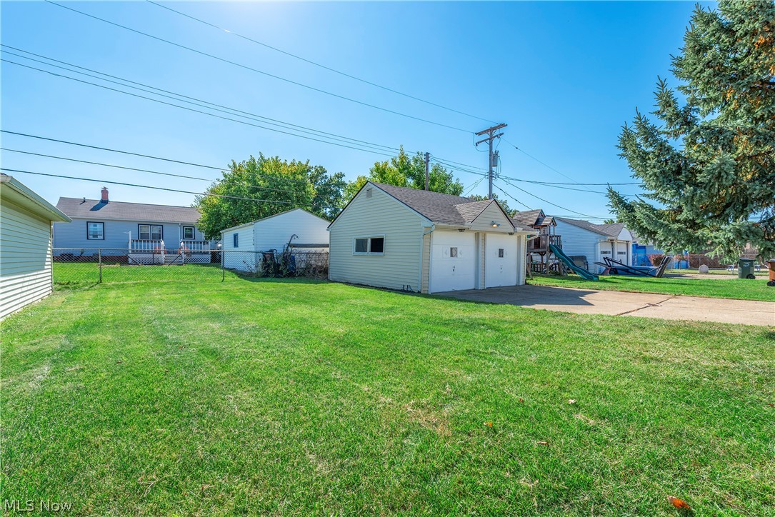 3323 Dellwood Drive Parma OH 44134