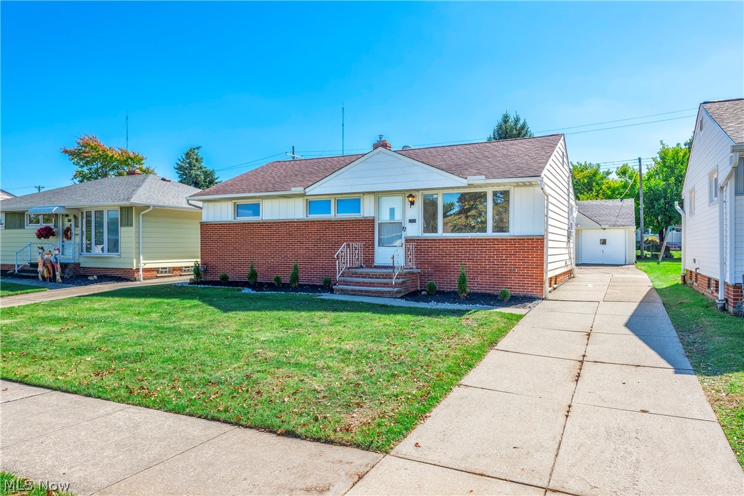3323 Dellwood Drive Parma OH 44134