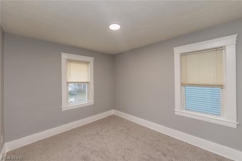 1038 W 11th Street Lorain OH 44052