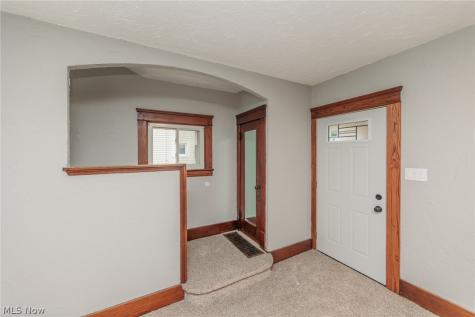 1038 W 11th Street Lorain OH 44052