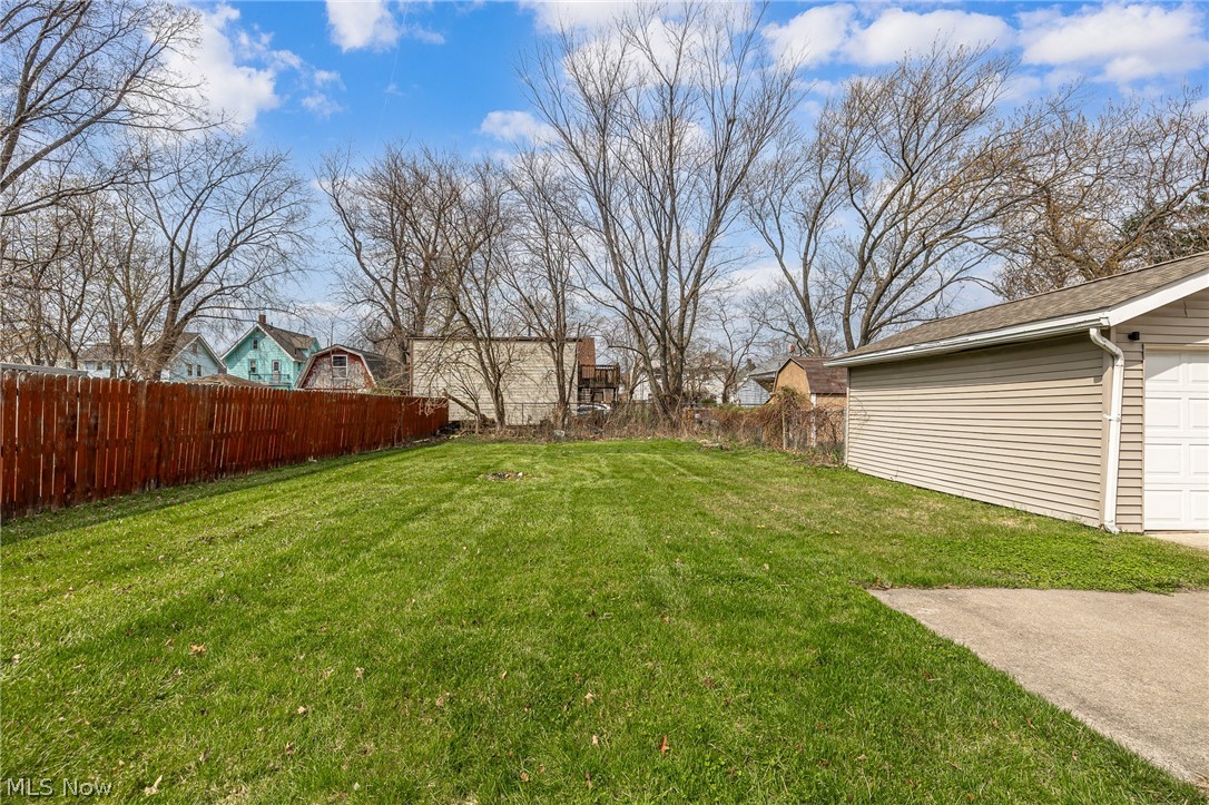 1038 W 11th Street Lorain OH 44052