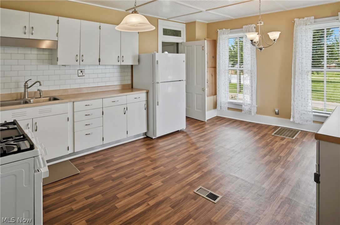 32 E 1st Street Frazeysburg OH 43822