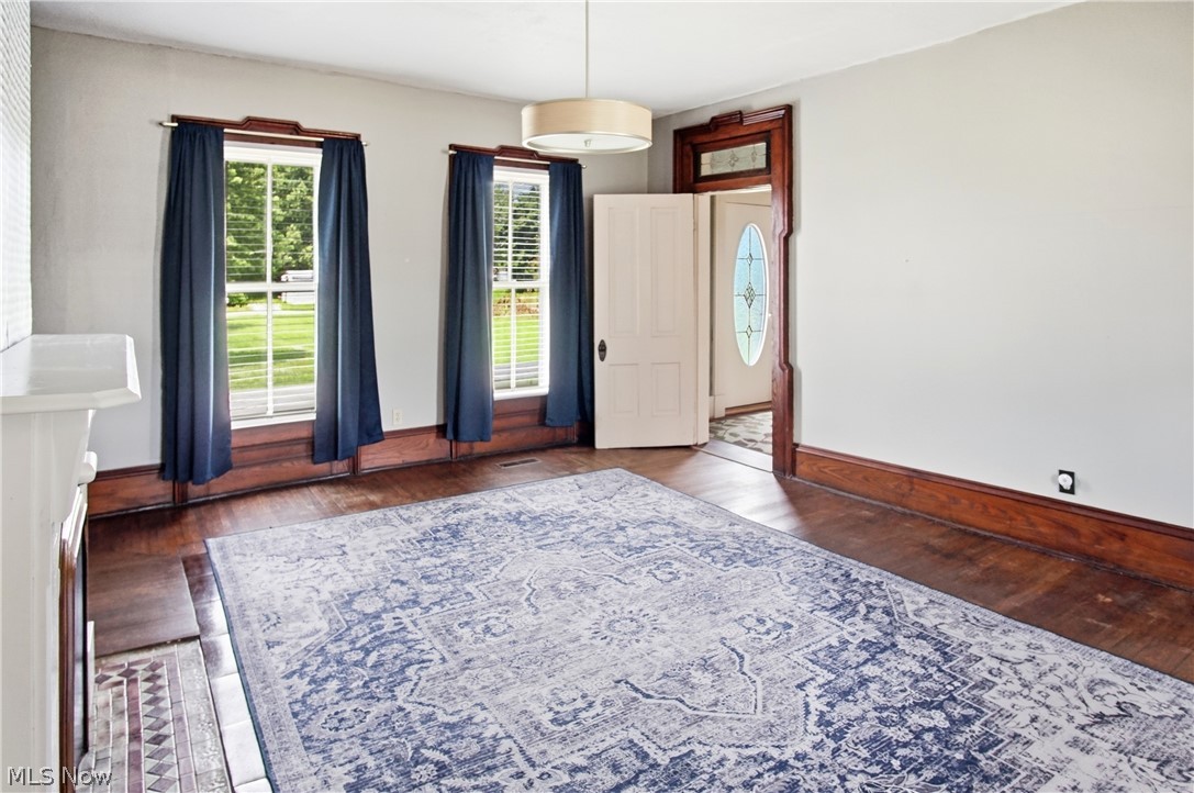 32 E 1st Street Frazeysburg OH 43822