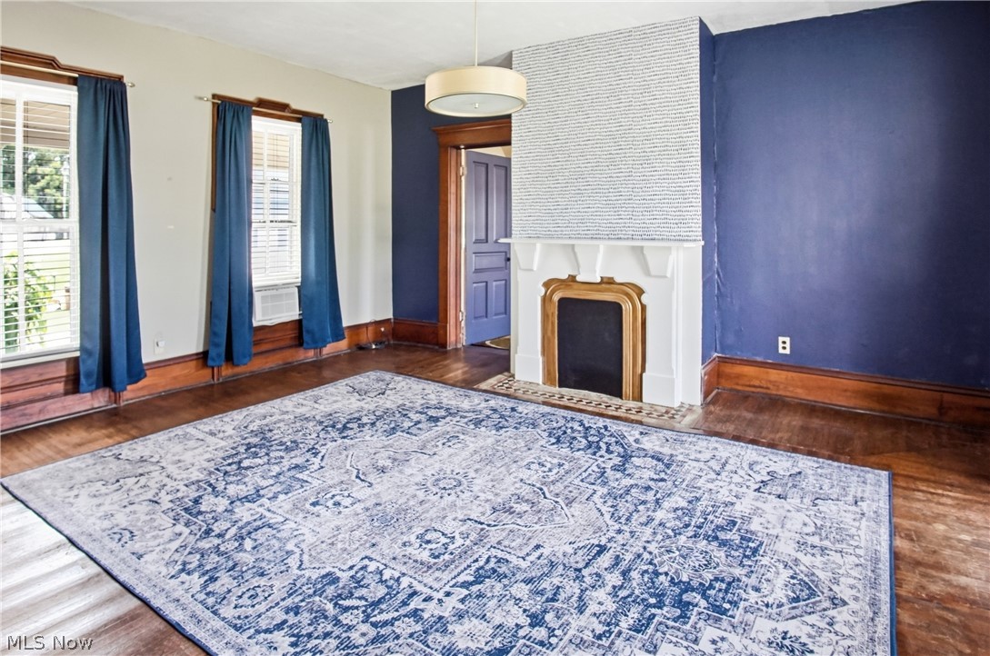 32 E 1st Street Frazeysburg OH 43822