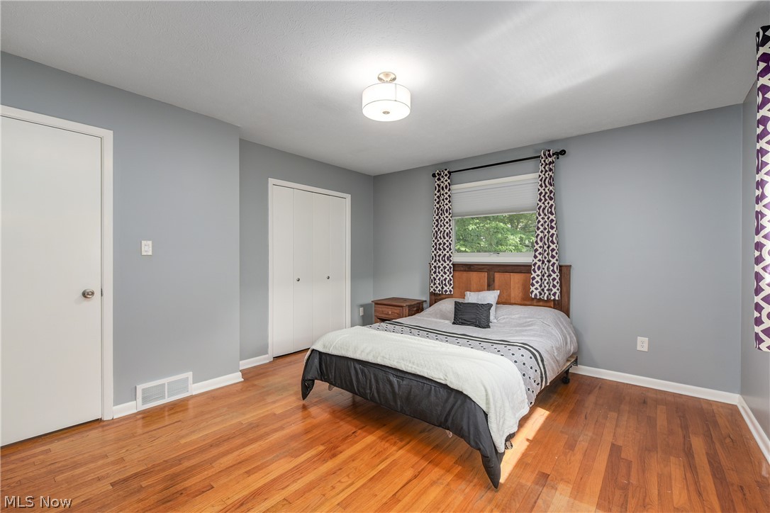 4573 Whitehall Drive South Euclid OH 44121