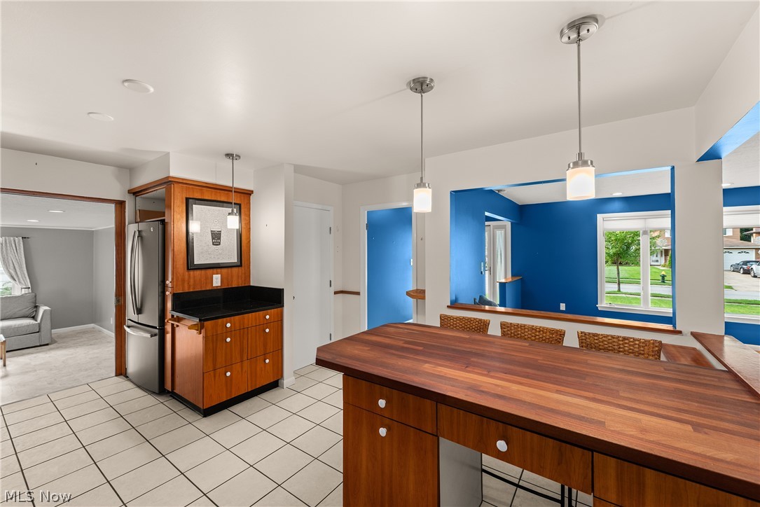 4573 Whitehall Drive South Euclid OH 44121