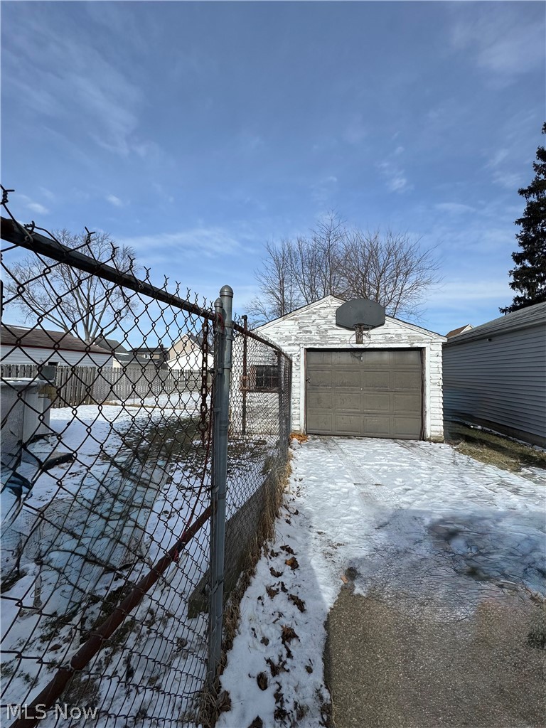 143 Wilson Street Struthers OH 44471
