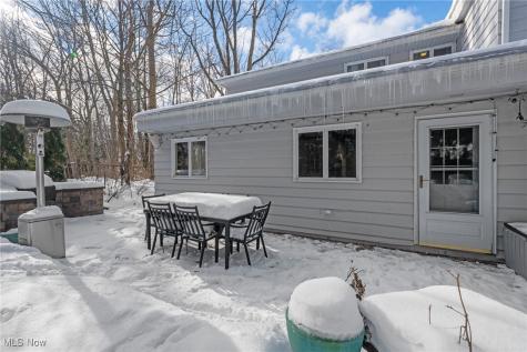 2745 Green Road Shaker Heights OH 44122