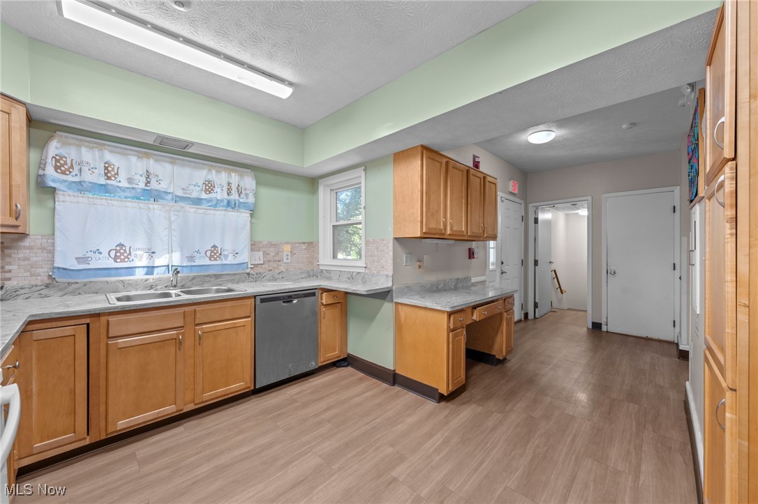 17702 Nottingham Road Cleveland OH 44119