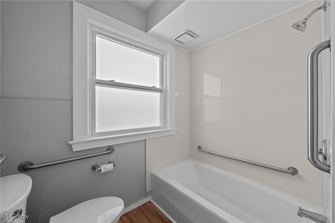 17702 Nottingham Road Cleveland OH 44119