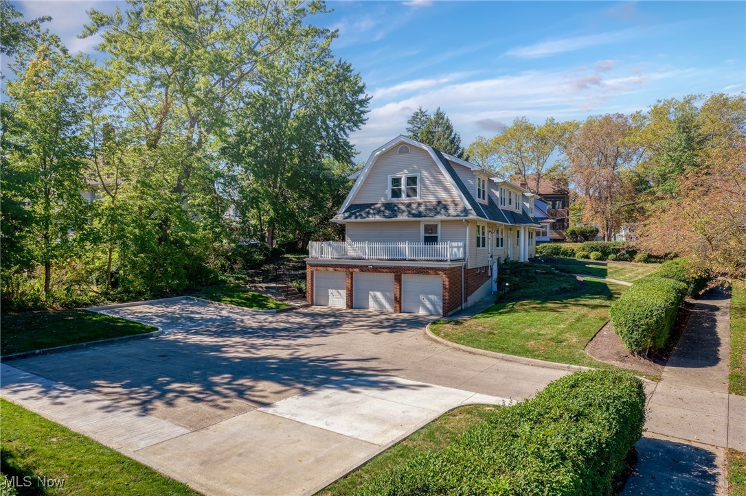 17702 Nottingham Road Cleveland OH 44119