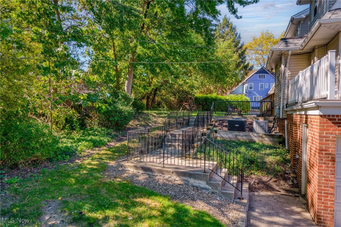 17702 Nottingham Road Cleveland OH 44119