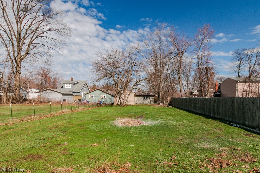 34233 Beach Park Avenue Eastlake OH 44095