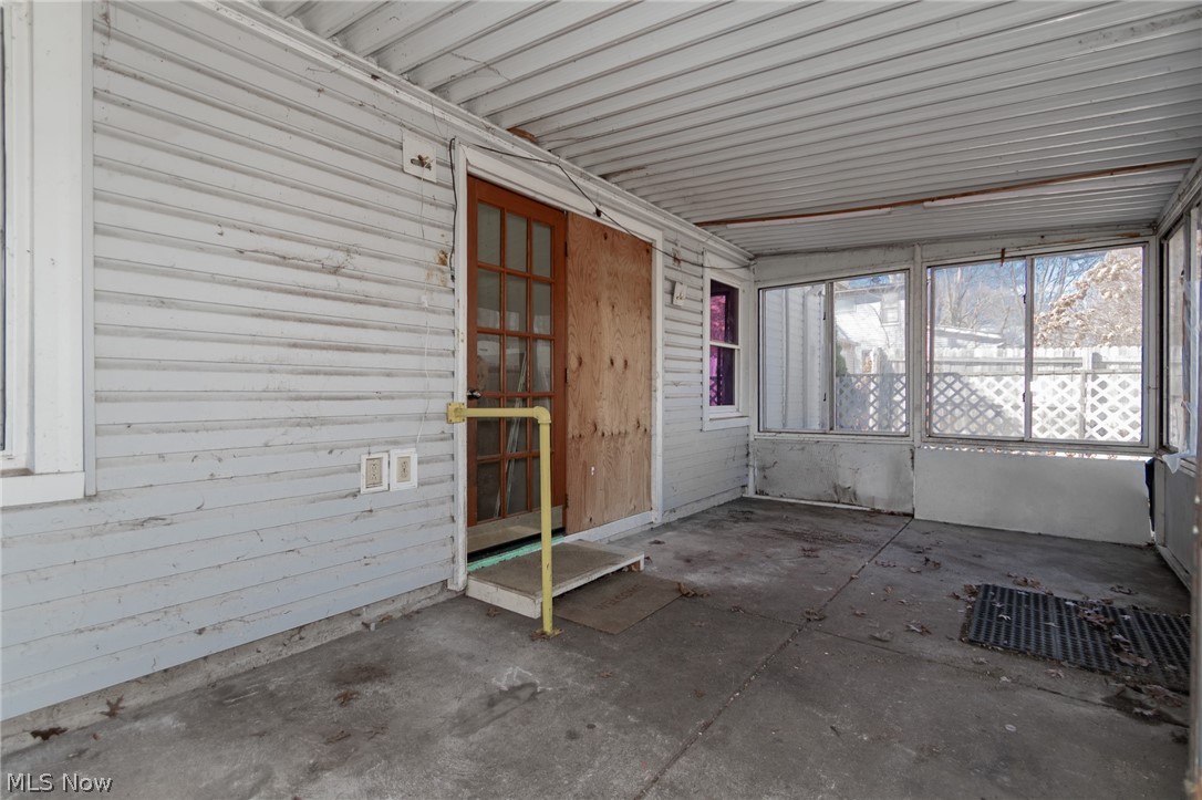34233 Beach Park Avenue Eastlake OH 44095