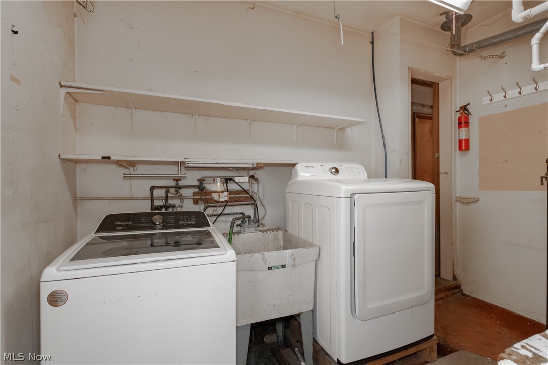34233 Beach Park Avenue Eastlake OH 44095