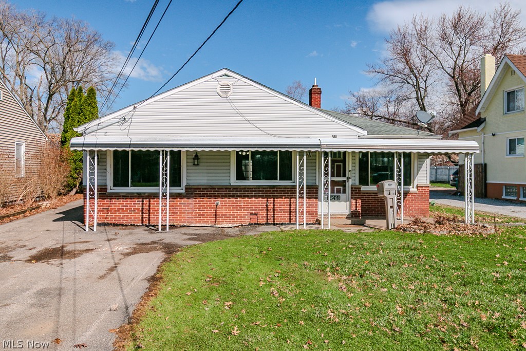 34233 Beach Park Avenue Eastlake OH 44095