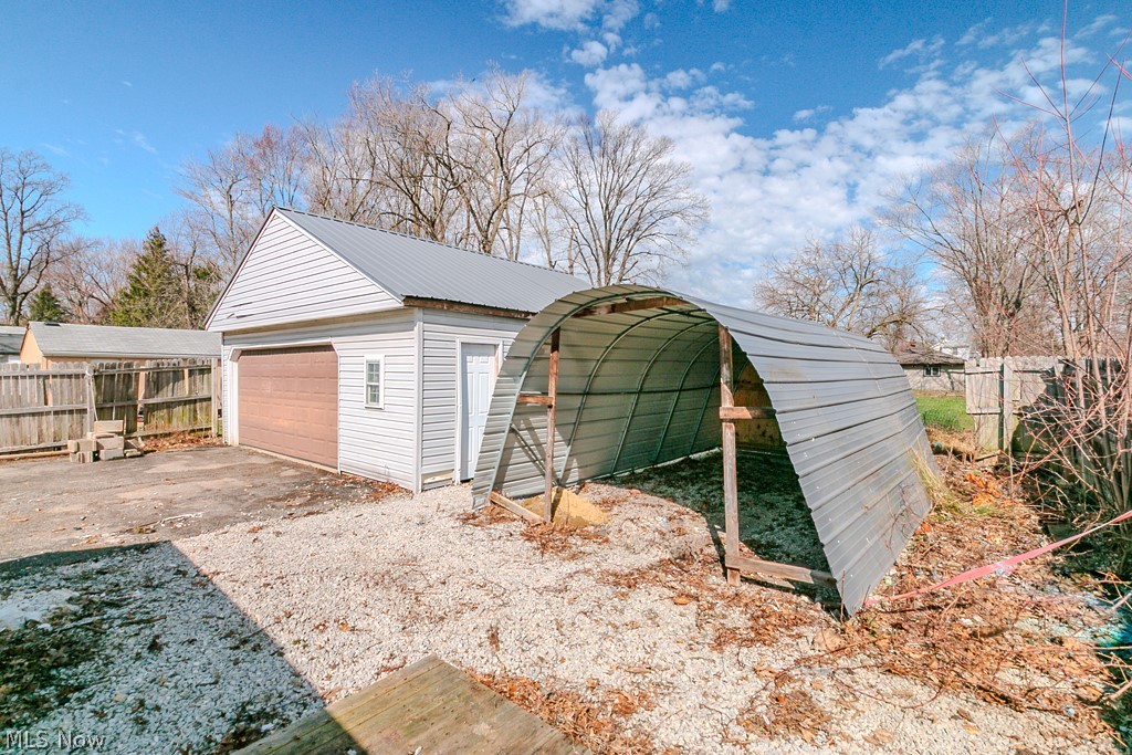 34233 Beach Park Avenue Eastlake OH 44095