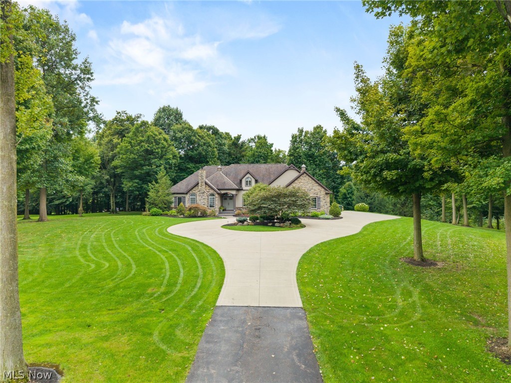 14512 Orrville Street NW North Lawrence OH 44666