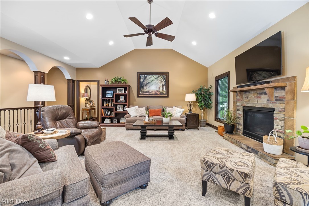 14512 Orrville Street NW North Lawrence OH 44666