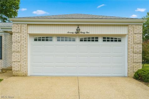 7891 Autumnwood Street NW North Canton OH 44720