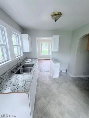 1174 Mercer Avenue Akron OH 44307
