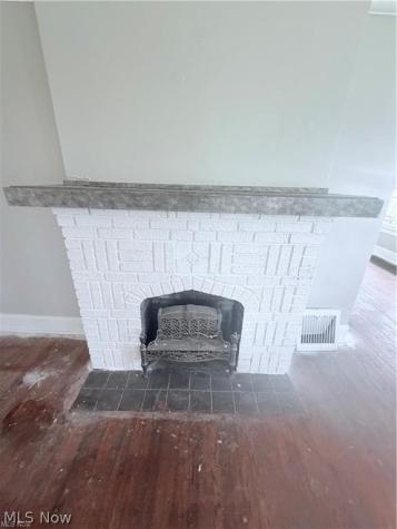 1174 Mercer Avenue Akron OH 44307