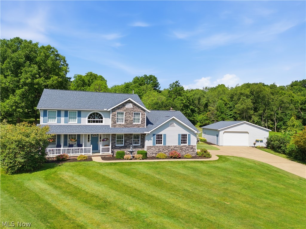 813 Walnut Ridge Street NW Bolivar OH 44612