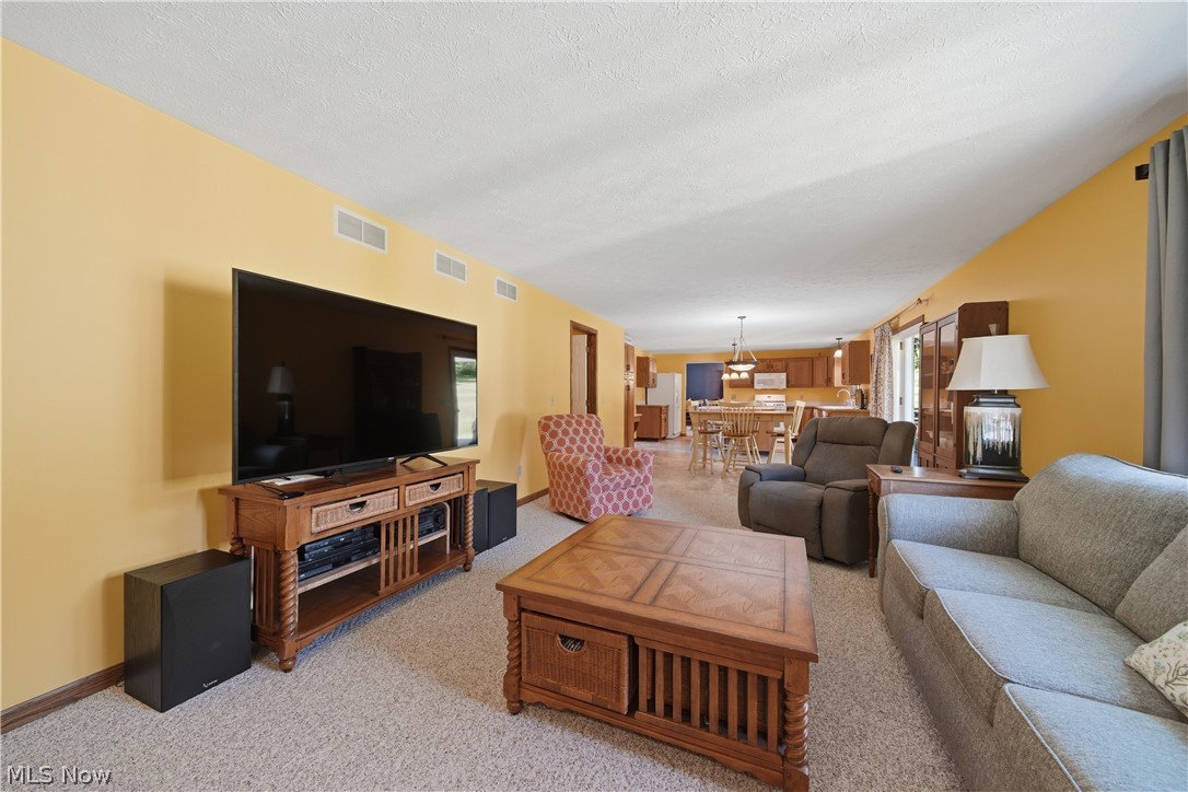 813 Walnut Ridge Street NW Bolivar OH 44612