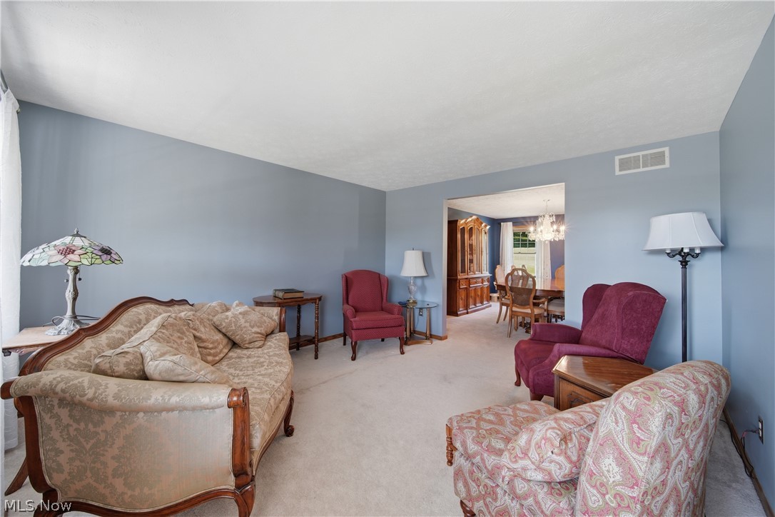 813 Walnut Ridge Street NW Bolivar OH 44612
